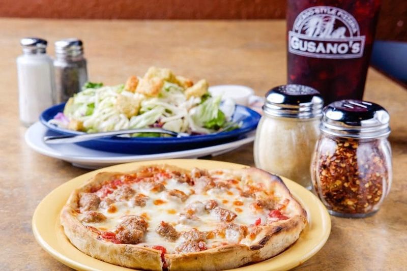 Gusano's Pizza - Branson