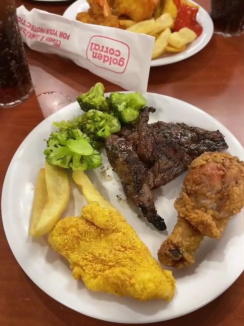 Golden Corral Buffet & Grill (Seafood Nights)