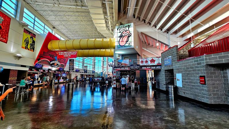 Festival Energy Fills The Arena Floor