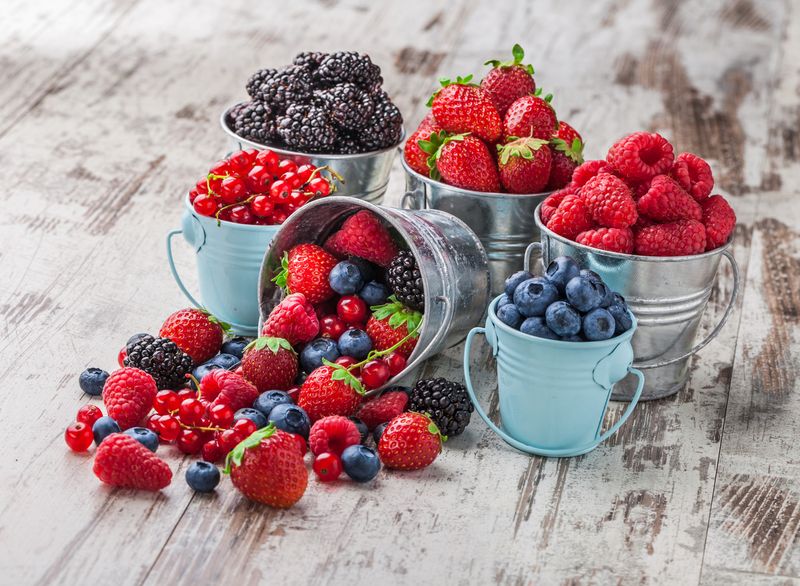 Berries: Nature's Sweet Fat Fighters
