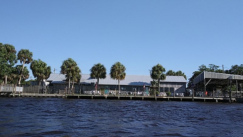 Salt Creek Restaurant, Suwannee