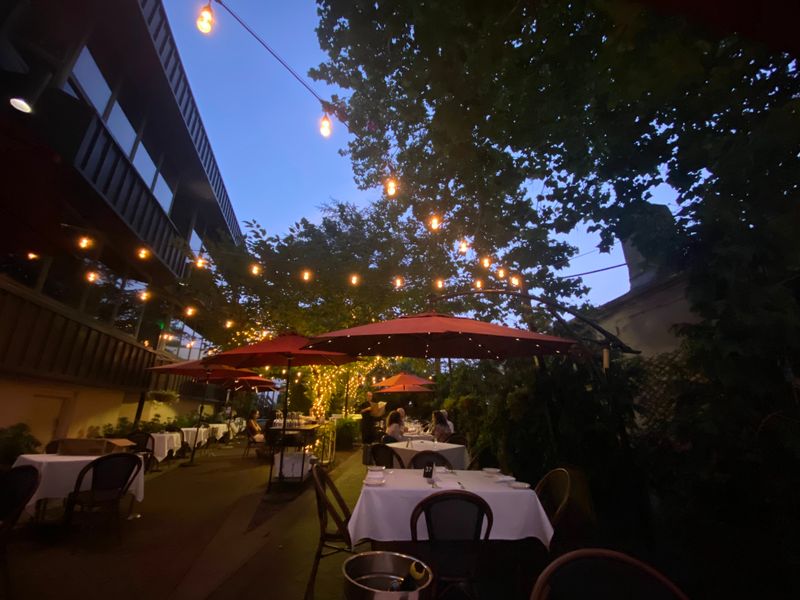 La Pergola - Millburn