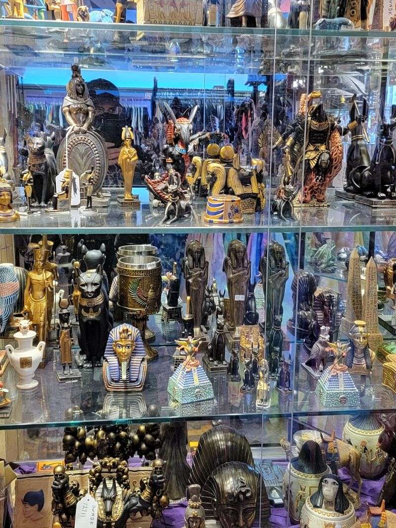 Figurines And Collectibles Figurines And Collectibles