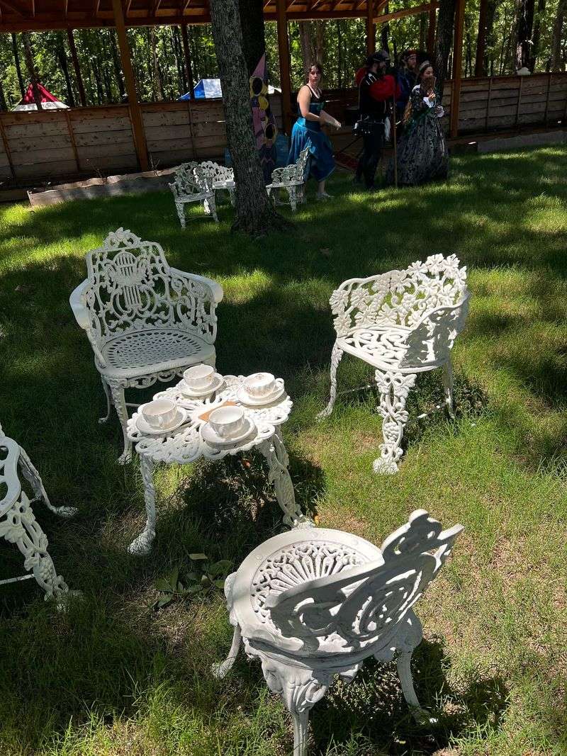 Find A Quiet Garden Beyond The Crowds