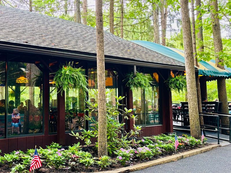 Find It at 202 Gettysburg Avenue, Mount Gretna, PA