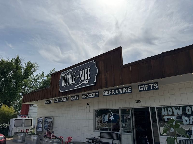 Finding Huckle And Sage Right Off Highway 55