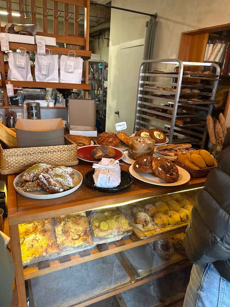 Finding Michette On Broadway In Somerville
