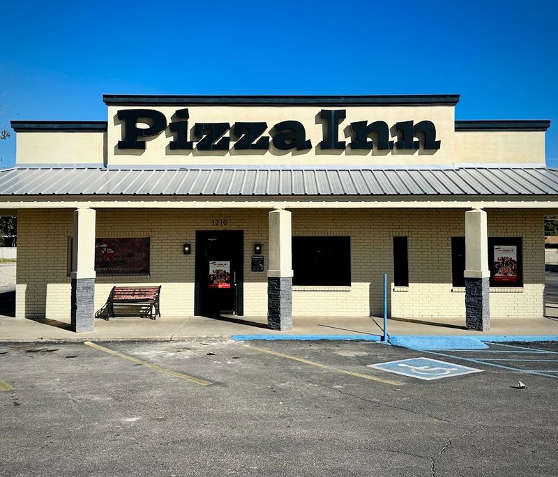 Finding Pizza Inn At 1210 W Pierce Street In Carlsbad