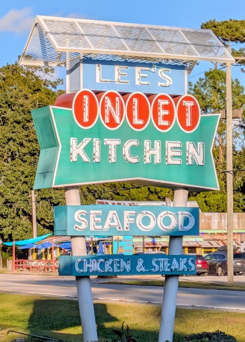 Finding The Restaurant On US-17 BUS