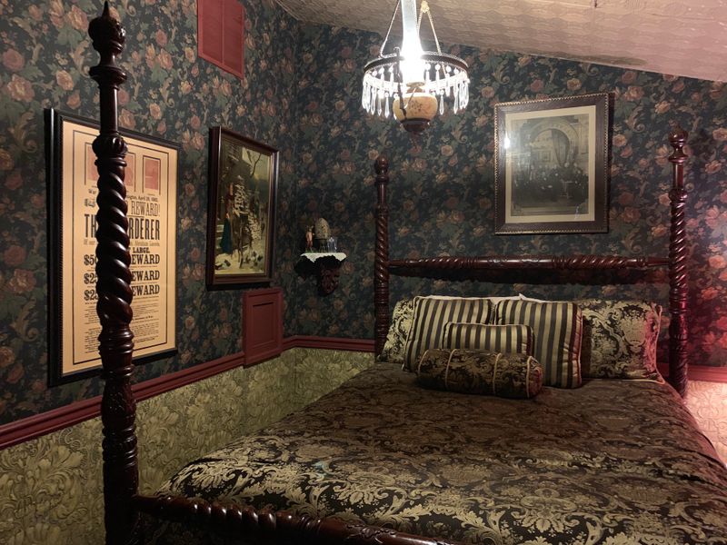 Ghostly Encounters Add Spine-Tingling Thrills