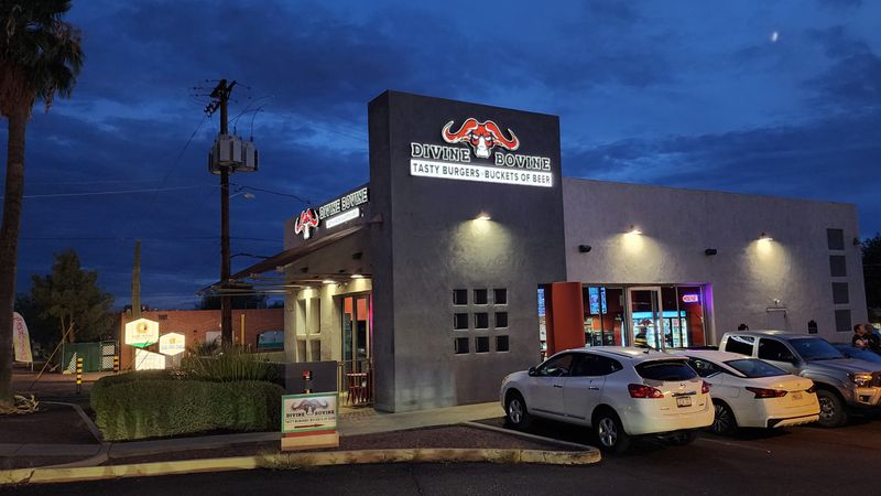 Divine Bovine Burgers — Tucson