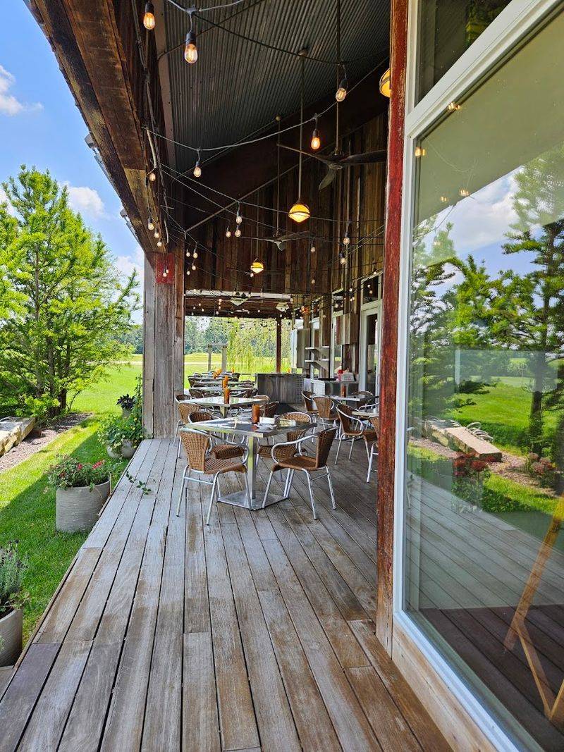 Firefly Grill, Effingham