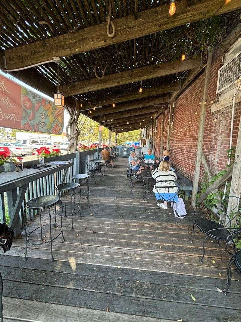 Branch Cafe & Market - Carbondale