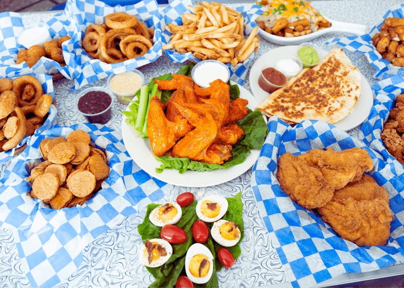 The Rhythm Of Late-Night Dining