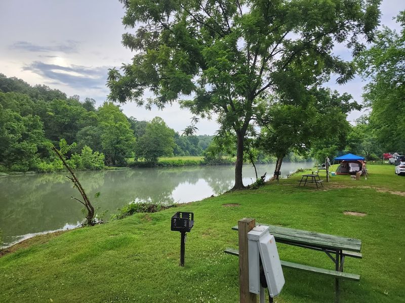 Choosing Between Paddle Power And Lazy River Floats