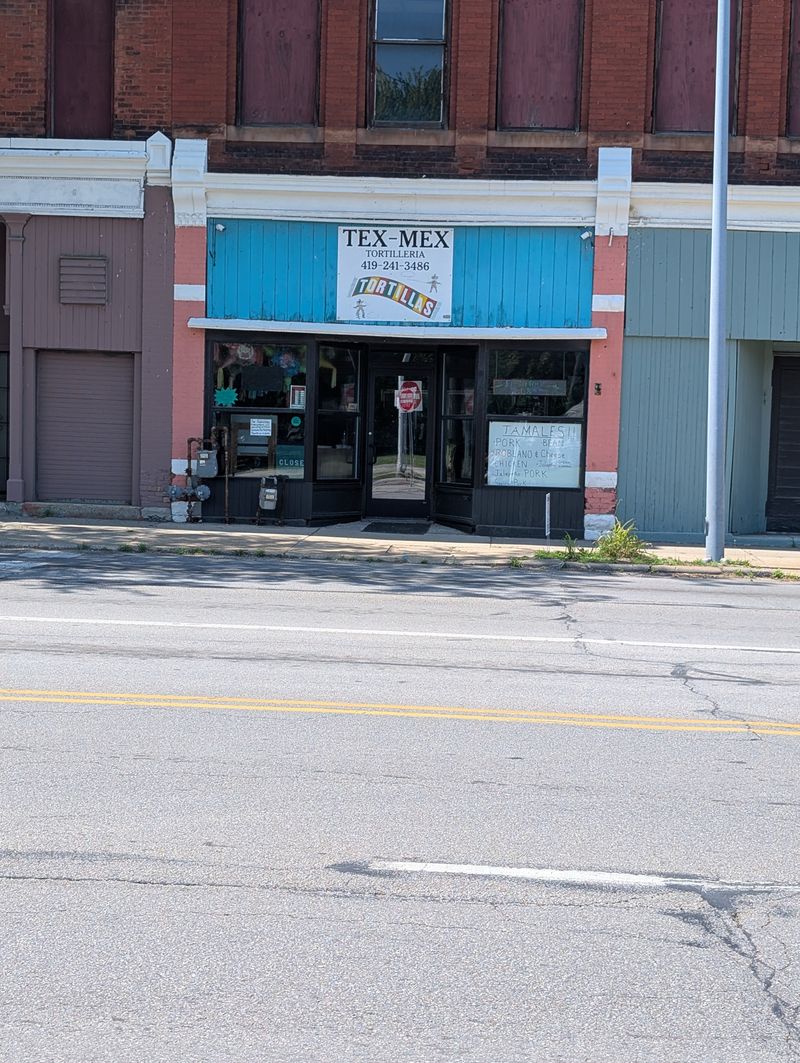 Ordering And The First Bite