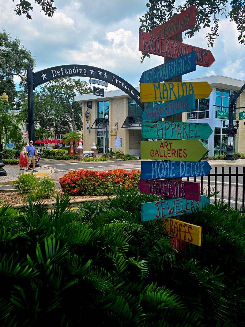 Downtown Dunedin’s Strollable Heart