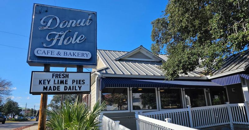 Donut Hole Cafe: Hole-y Breakfast Heaven