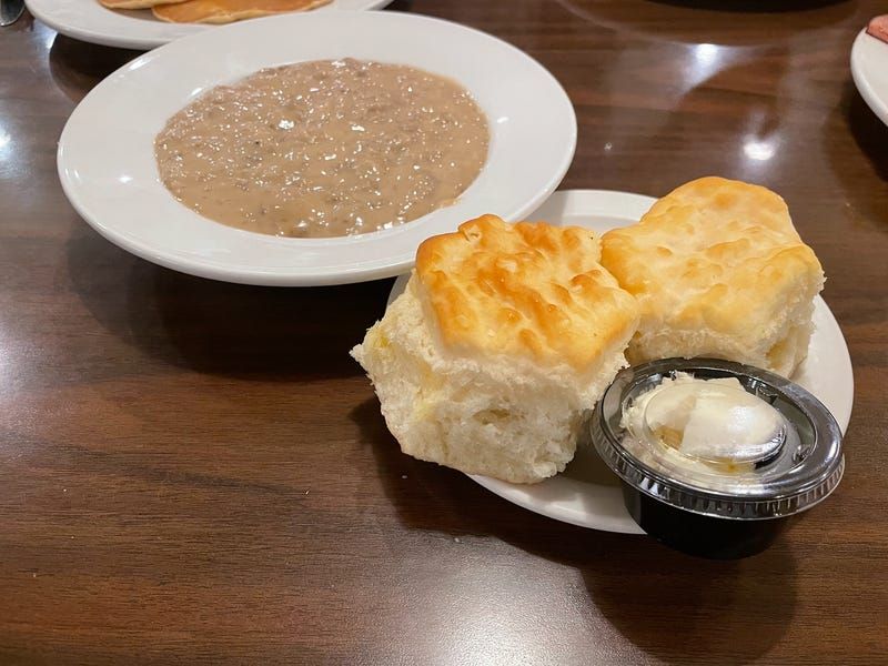 Bob Evans: Farm-Fresh Comfort in Generous Portions
