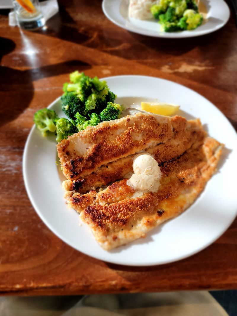 Grilled Trout With Lemon Butter