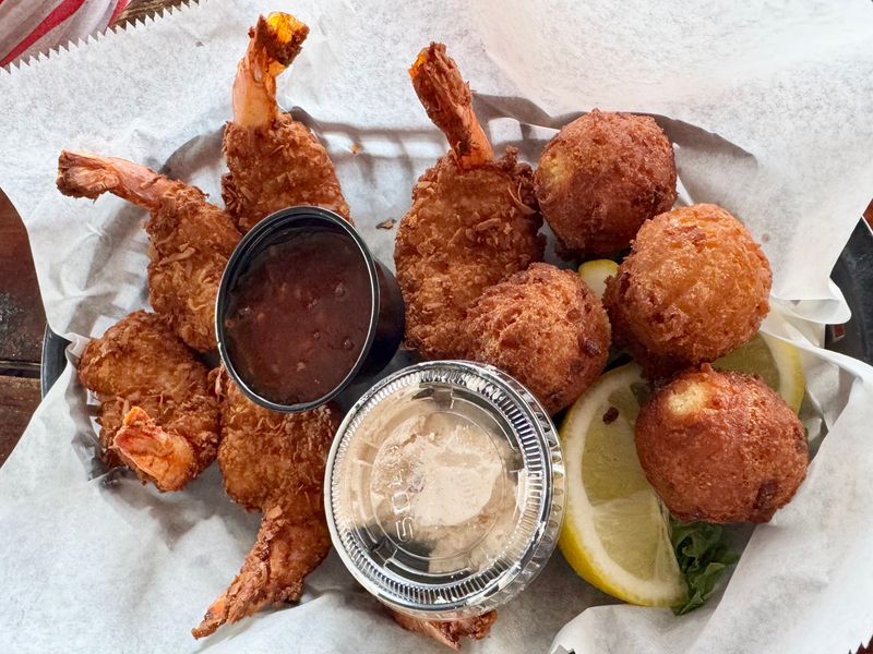 The Old Fish House Bar & Grill