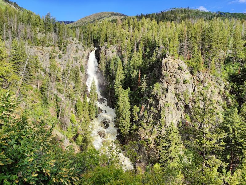 Fish Creek Falls Overlook Trail