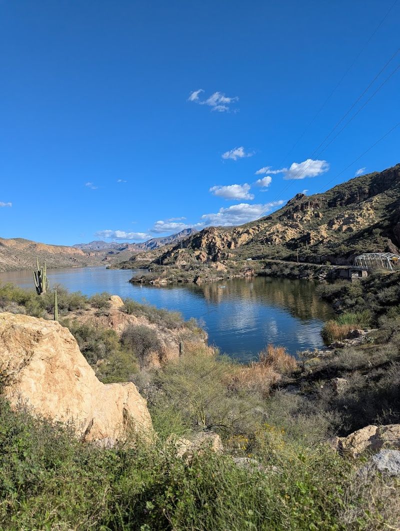 Apache Lake: The Quiet One That Steals The Show