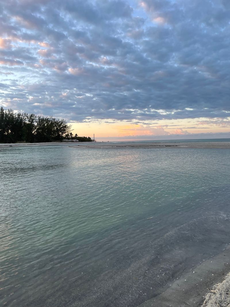 Sunset Theater Between Islands