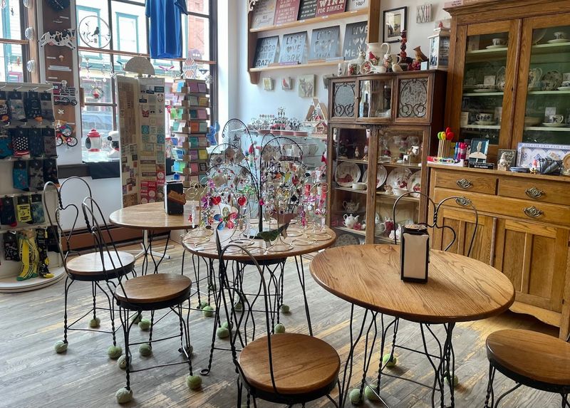 Small-Town Minutes Well Spent