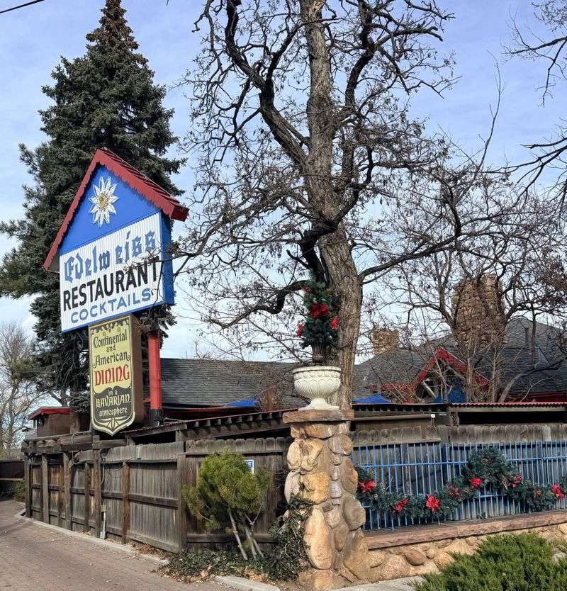 Small-Town Stroll Energy