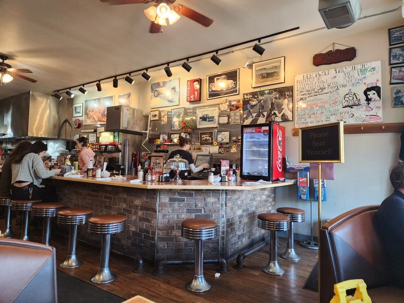 George's Beechwold Diner – Columbus