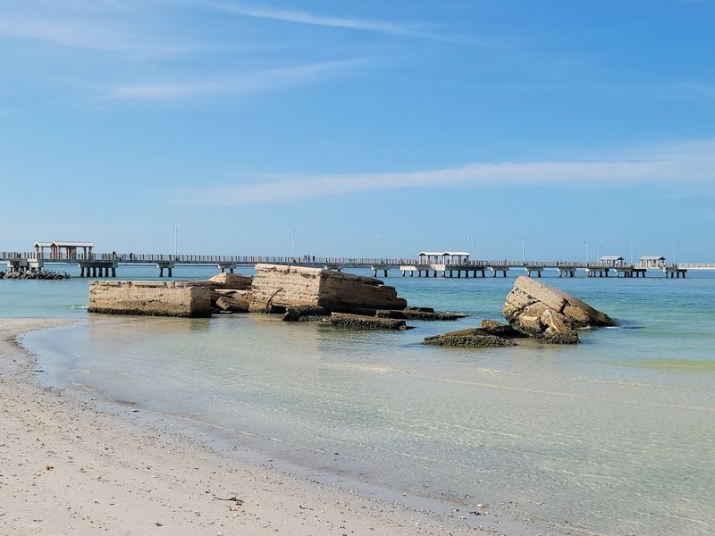 Five Islands Connected Into One Massive Natural Playground Five Islands Connected Into One Massive Natural Playground
