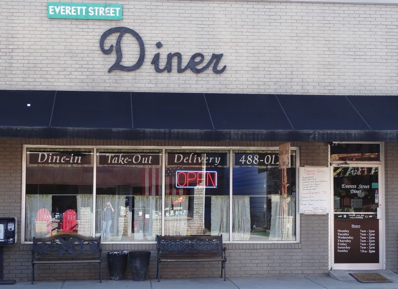 Everett Street Diner