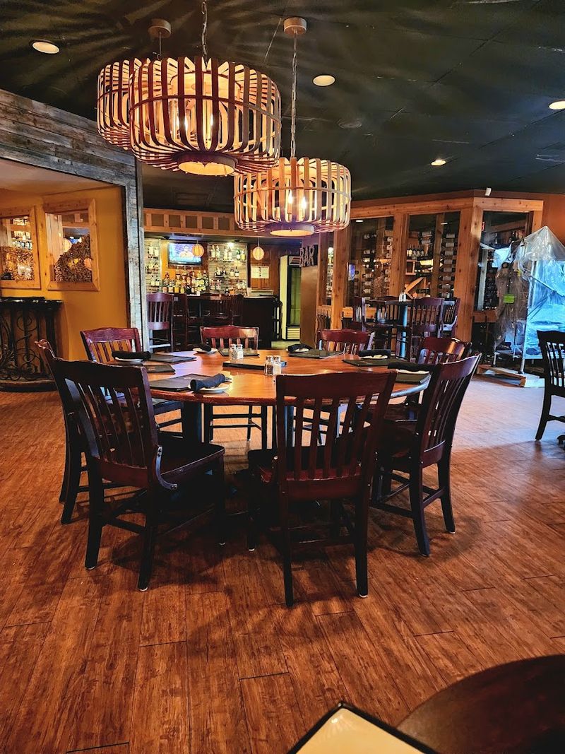 Flame Grill & Bar, Carbondale