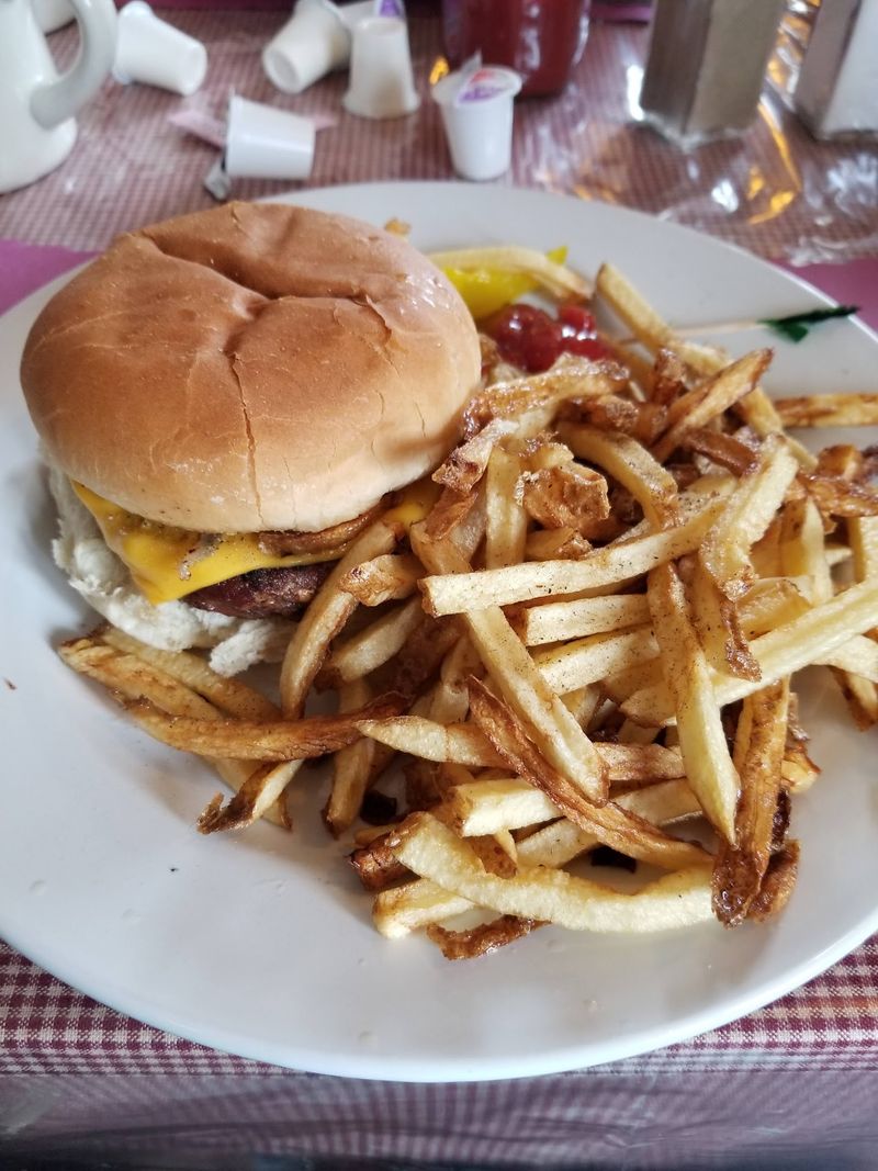 Flame Grilled Burgers That Punch Above Their Weight