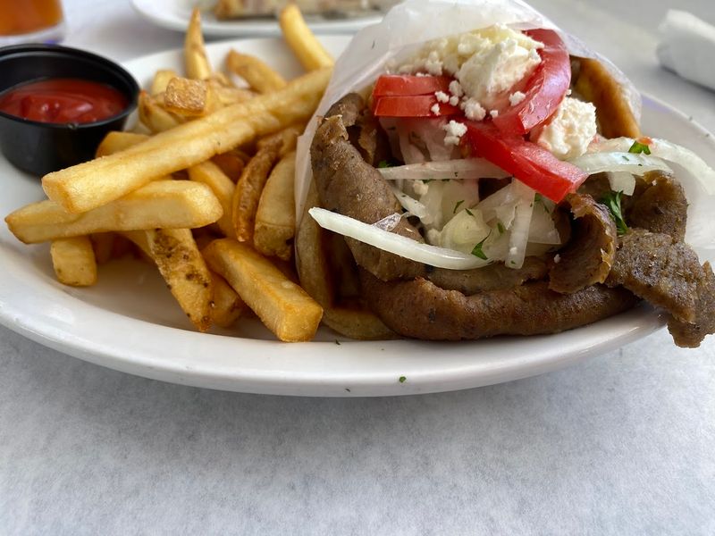 The Gyro Plate Lives Up To Every Expectation
