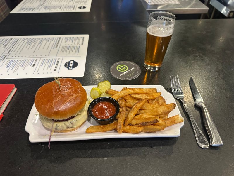 BRU Burger Bar – Indianapolis