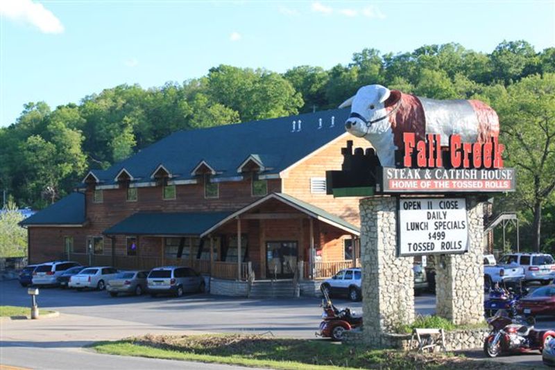Fall Creek Steak & Catfish House – Branson