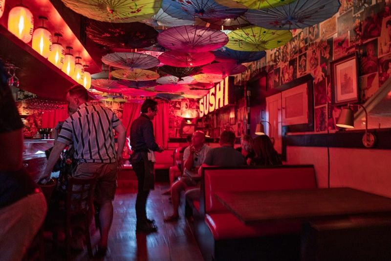 Momoku No Usagi: San Clemente's Secret Ramen Bunny Hole