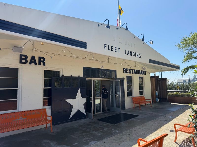 Fleet Landing Restaurant and Raw Bar, Charleston