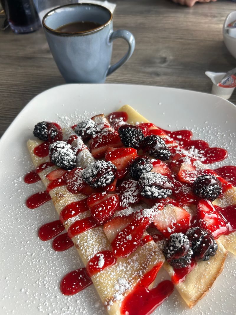 Crepes And Nutella For The Sweet-Tooth Morning