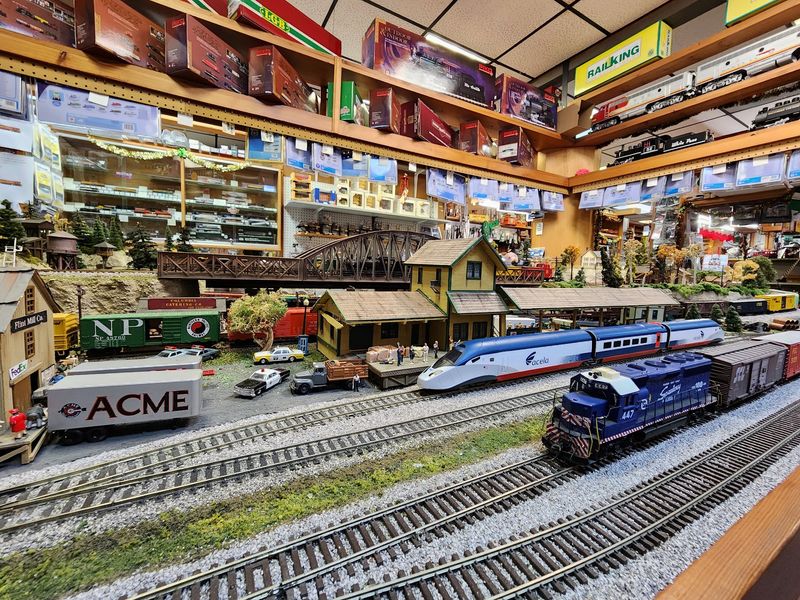Florida Railroads Roll Right Off The Shelves