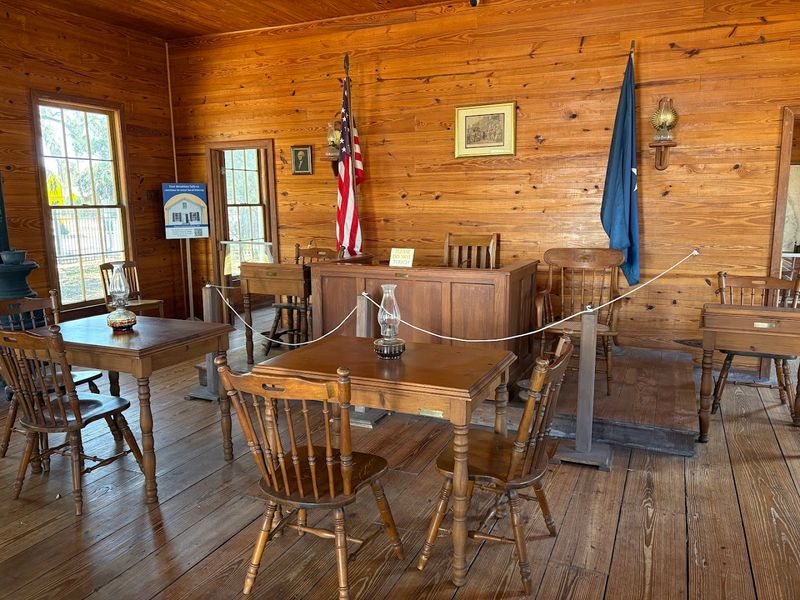 Florida's Oldest Surviving Courthouse Stands Right Here