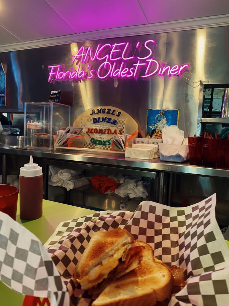 Angel's Dining Car – Palatka