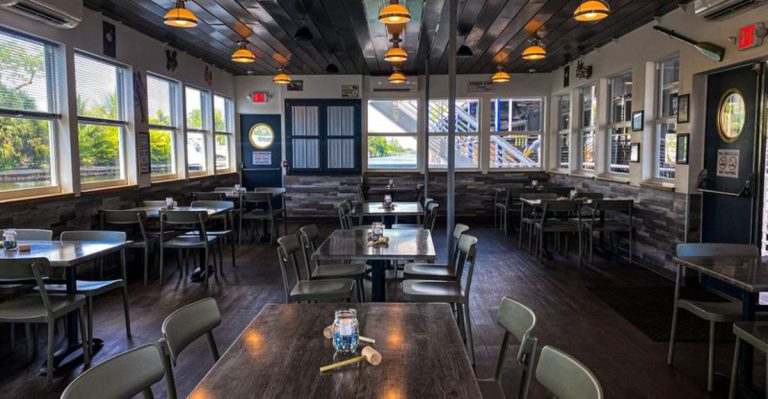 Floridians Can’t Stop Talking About This Holiday Crab Stuffing You Must Try Before Thanksgiving