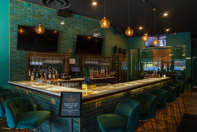 Flossmoor Social, Flossmoor