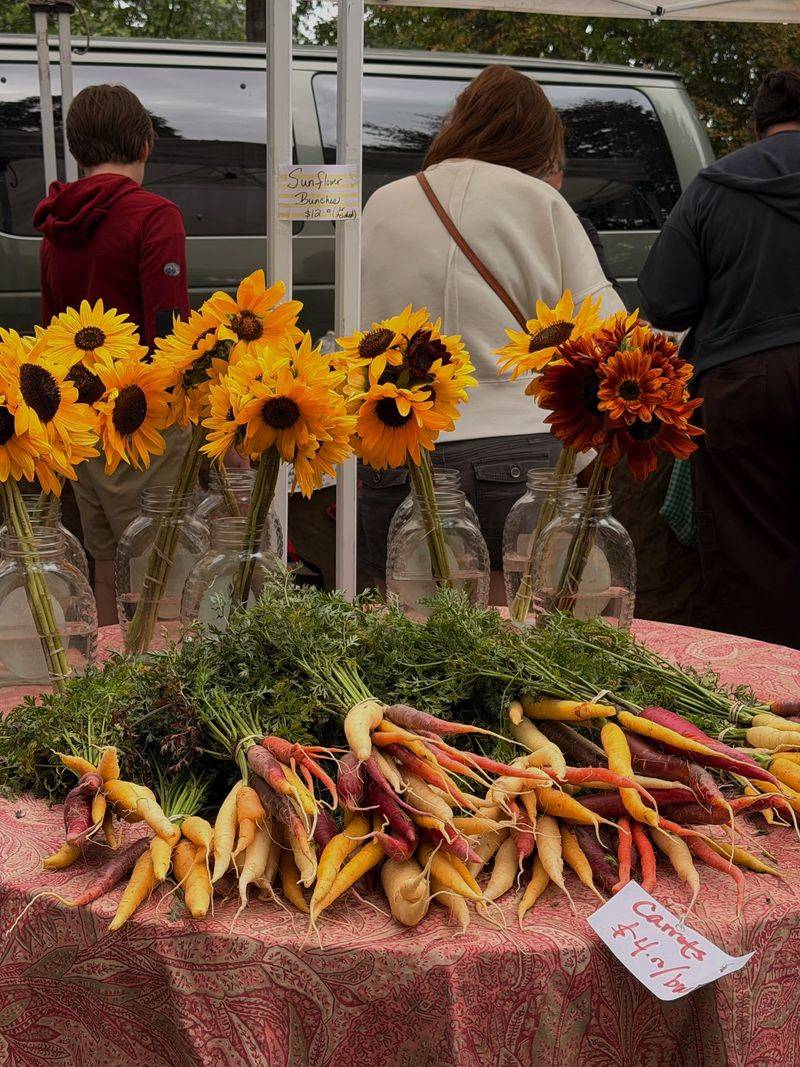 Flowers, Seedlings, And Handmade Finds Flowers, Seedlings, And Handmade Finds