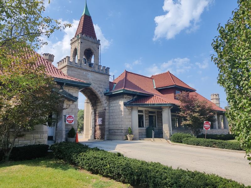 Bohemian National Cemetery, Chicago