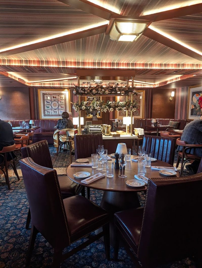 Triple Crown Restaurant, PA