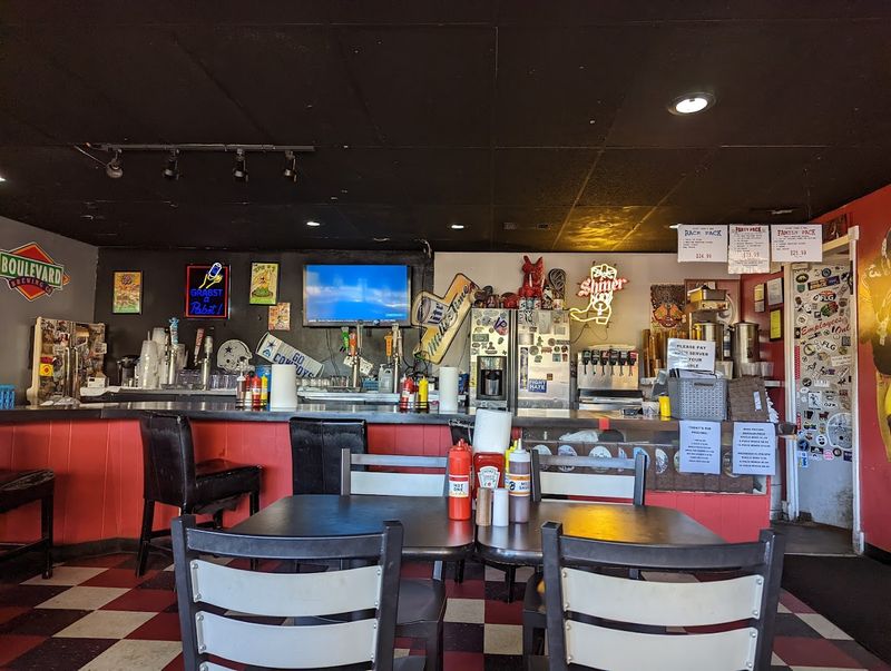 Lucky Luke's BBQ, Fayetteville